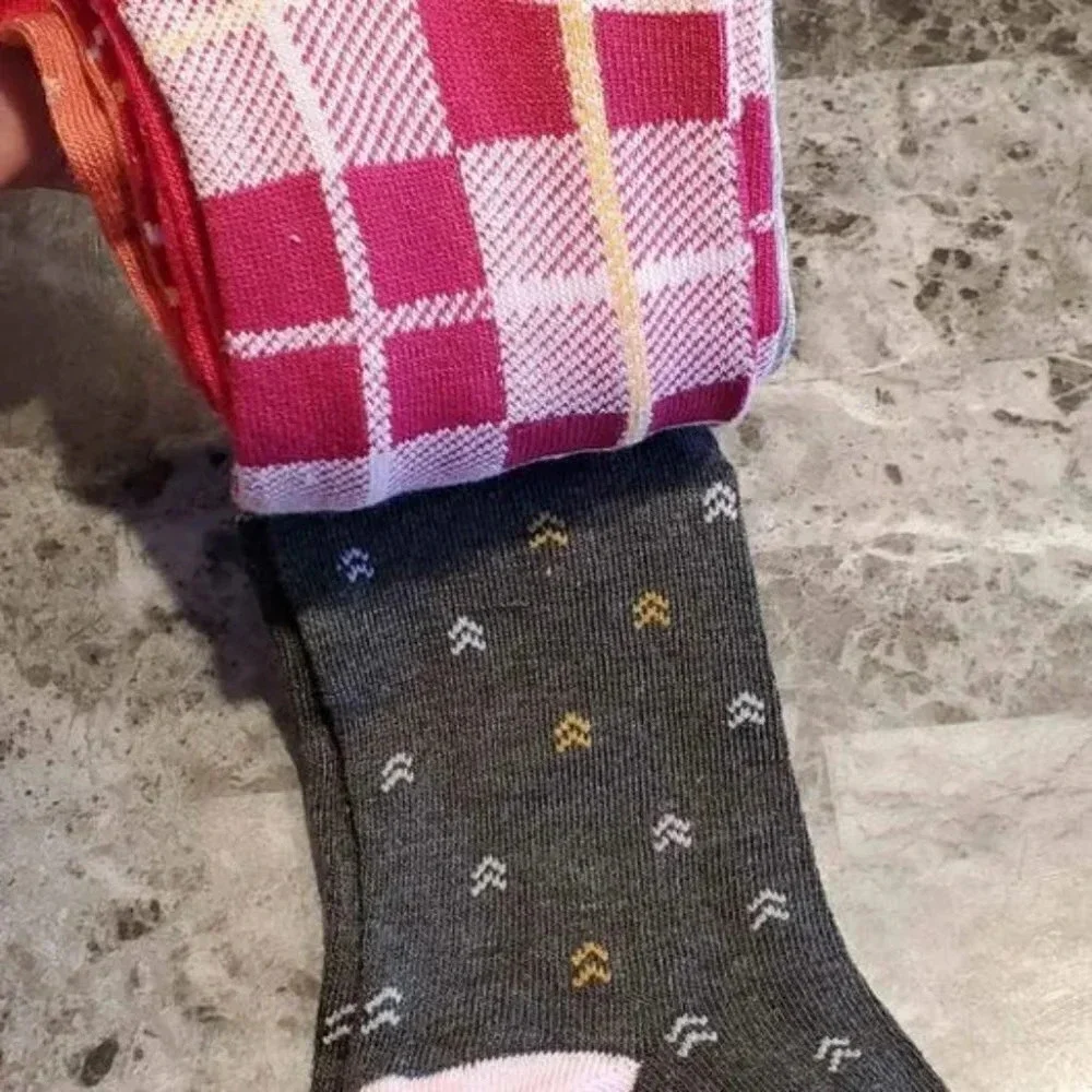 Girls size L Pink Ankle Socks